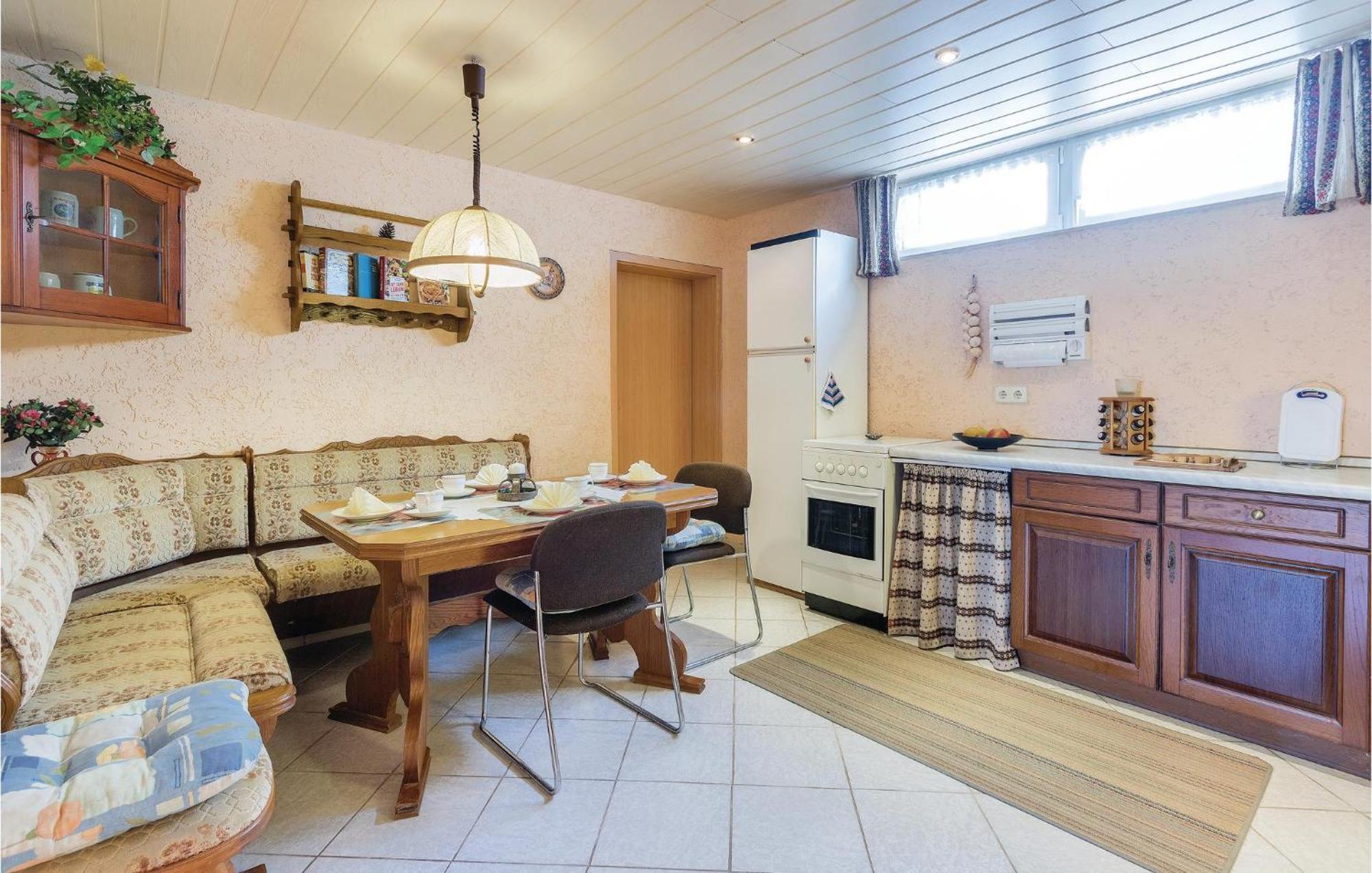 3 Bedroom Awesome Apartment In Pavicini ภายนอก รูปภาพ