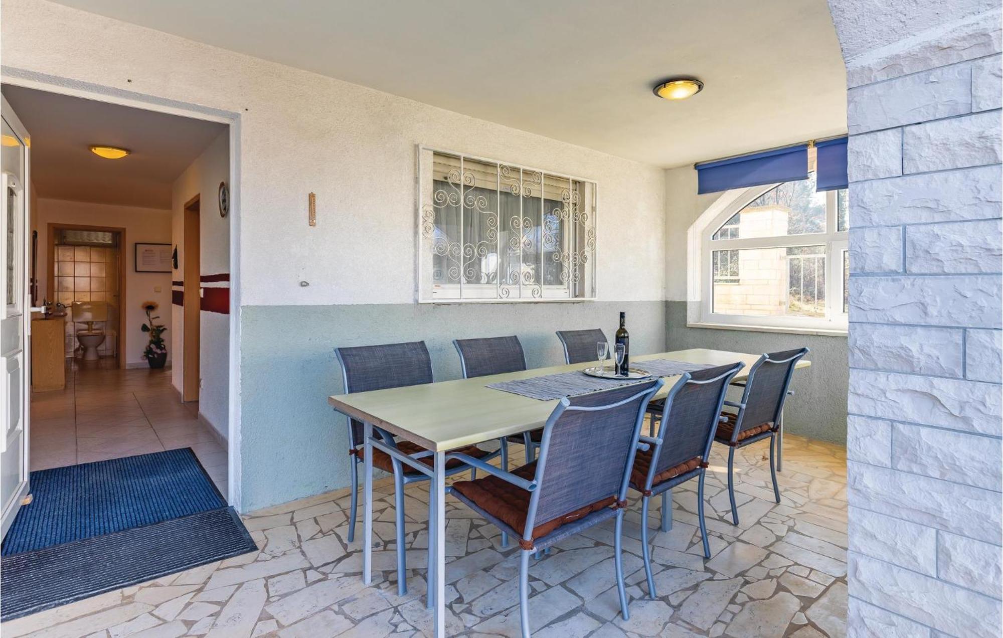 3 Bedroom Awesome Apartment In Pavicini ภายนอก รูปภาพ