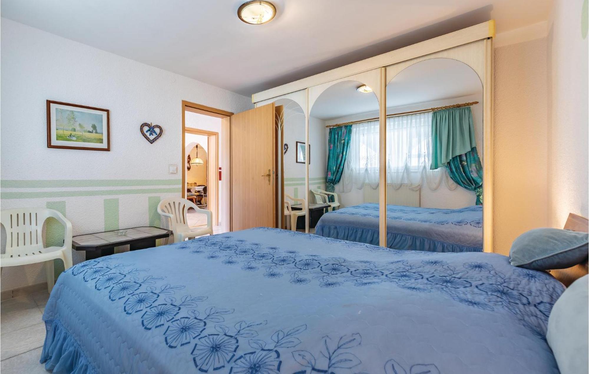 3 Bedroom Awesome Apartment In Pavicini ภายนอก รูปภาพ
